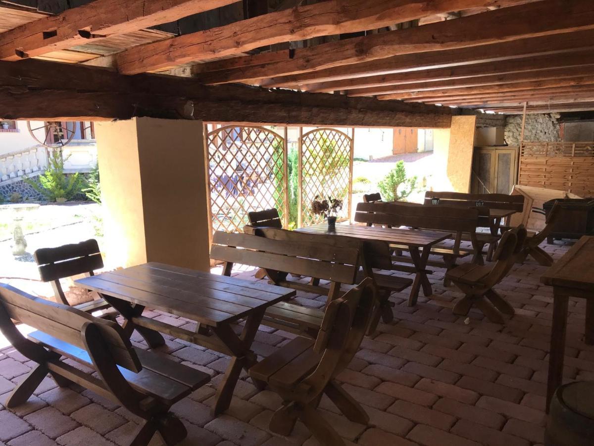 Zamecek Zdiky - Moderni Velky Apartman Bujanov Dış mekan fotoğraf